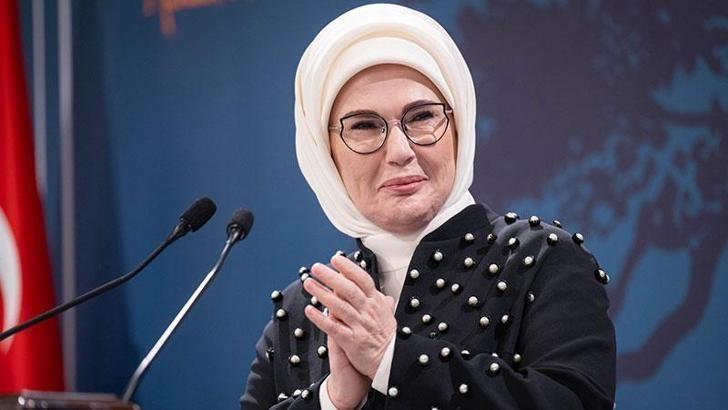 Emine Erdoğan'dan 'Filenin Sultanları'na tebrik