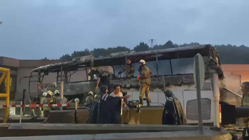 Eyüpsultan'da otobüs yandı: 2 ölü