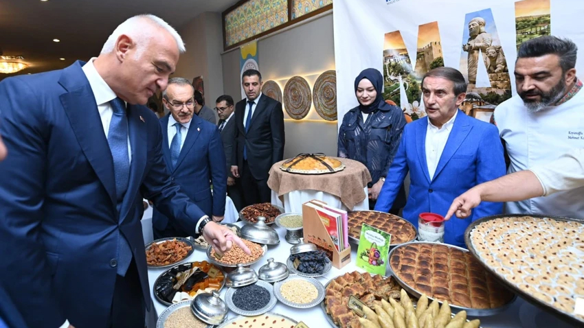 Bakan Ersoy "Turizmi 12 aya yayacağız"